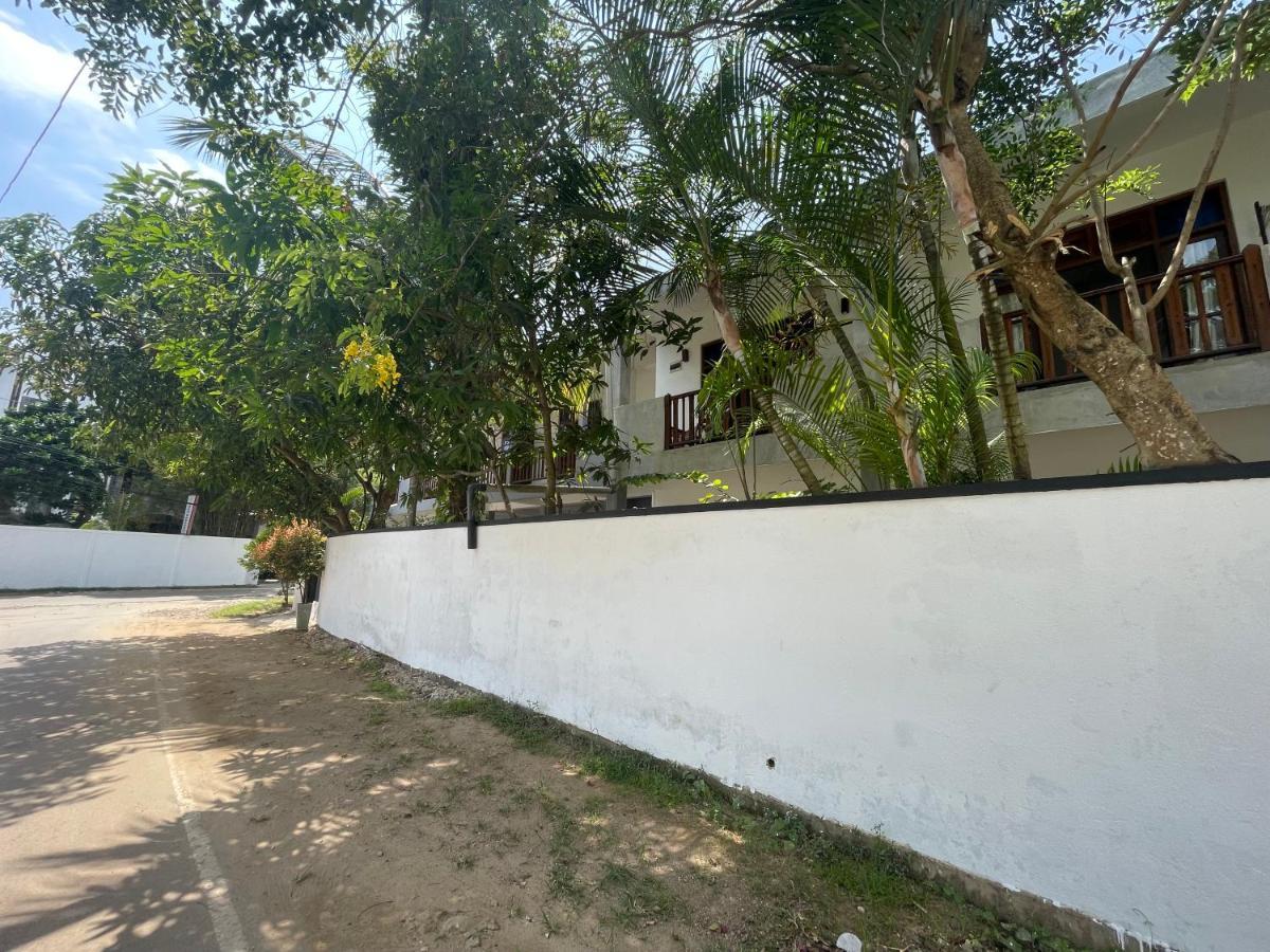 The Point Mirissa Hotel Ngoại thất bức ảnh