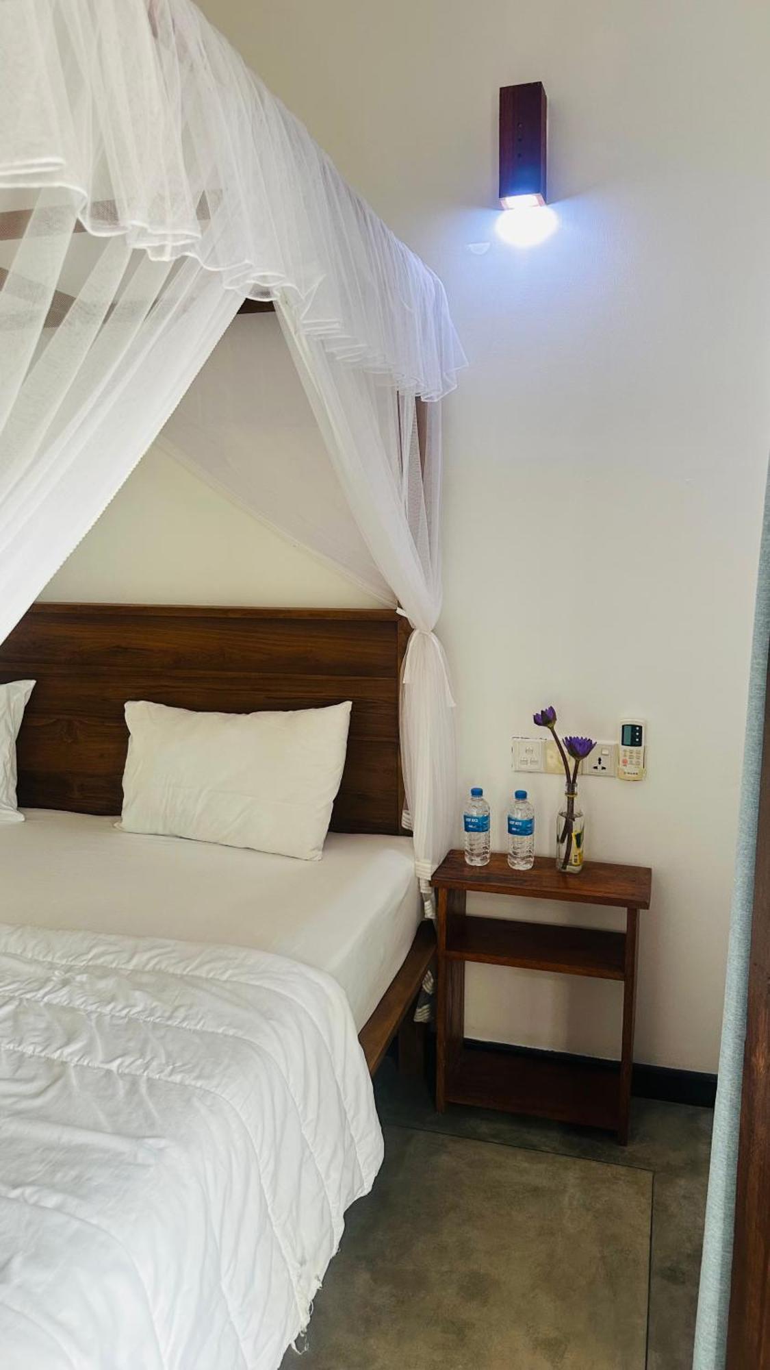 The Point Mirissa Hotel Ngoại thất bức ảnh