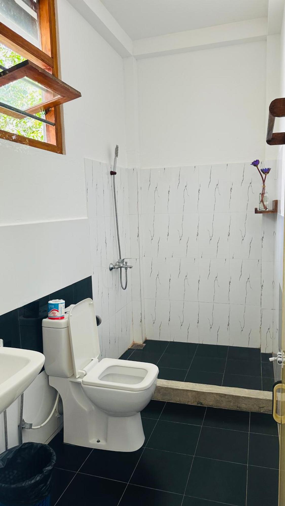 The Point Mirissa Hotel Ngoại thất bức ảnh